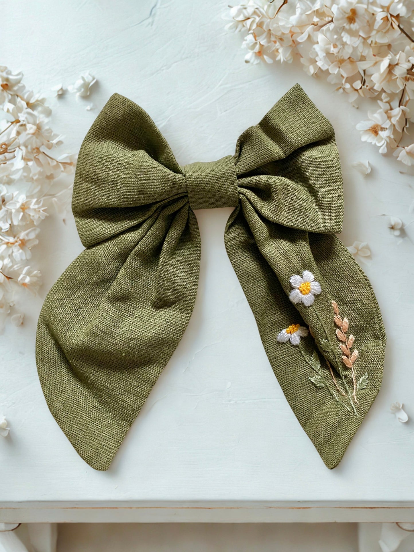 Daisy Dark Green Hair Bow
