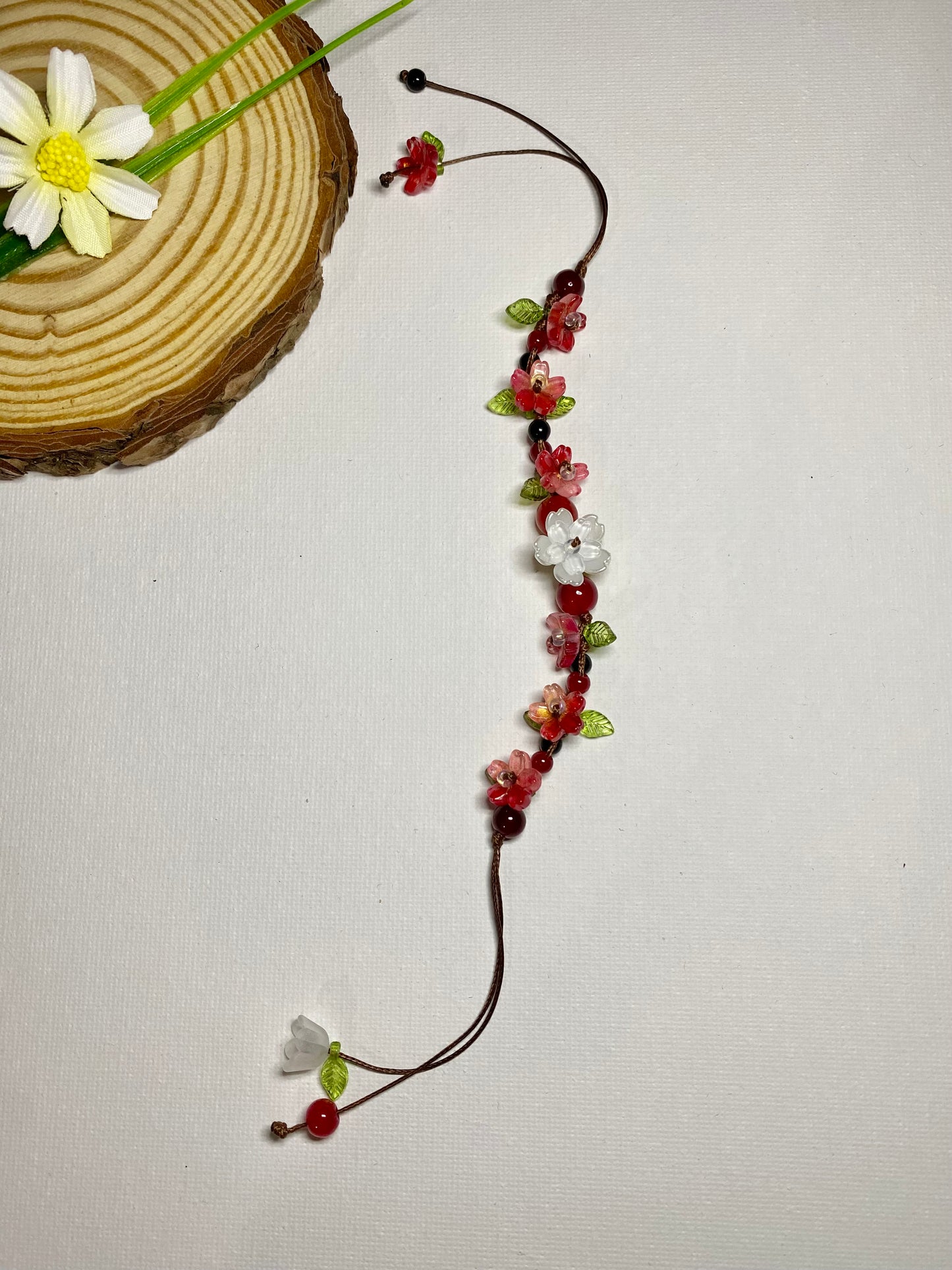 Vintage-inspired Spring Garden Bloom