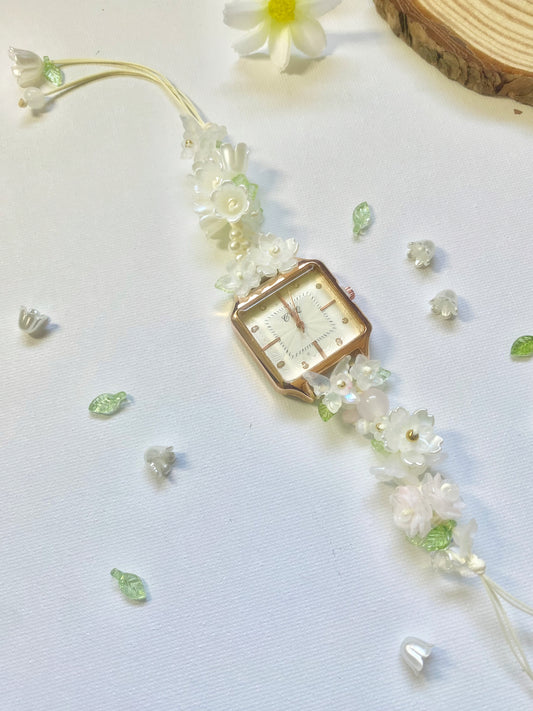 White Flowers Bracelet Watch